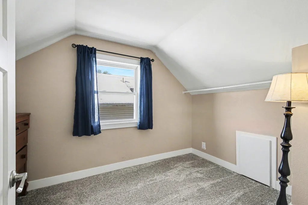 1443 Rathbone Street SW Wyoming City MI 49509