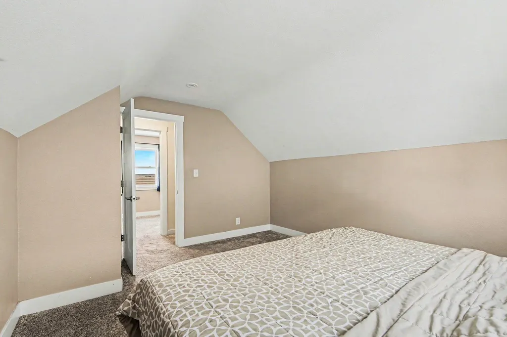 1443 Rathbone Street SW Wyoming City MI 49509