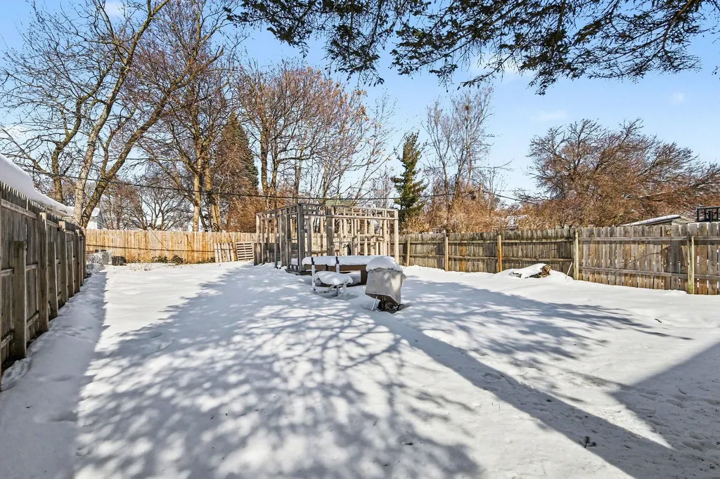 1443 Rathbone Street SW Wyoming City MI 49509