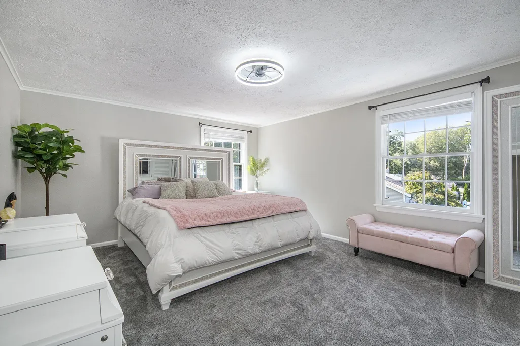 4085 Quainton Road Norton Shores City MI 49441