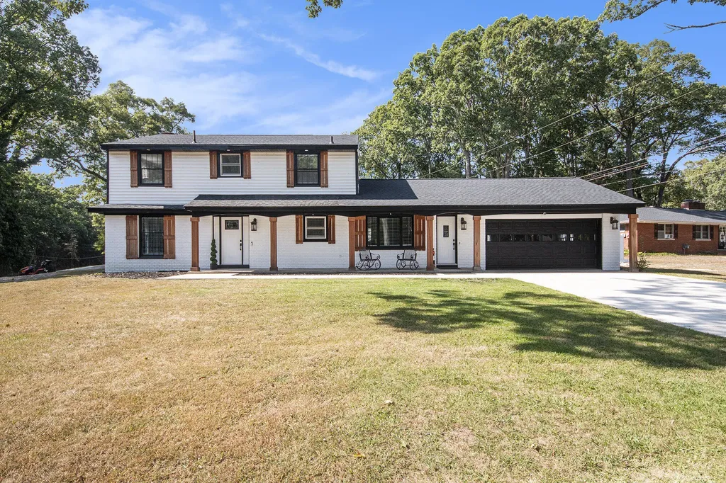 4085 Quainton Road Norton Shores City MI 49441