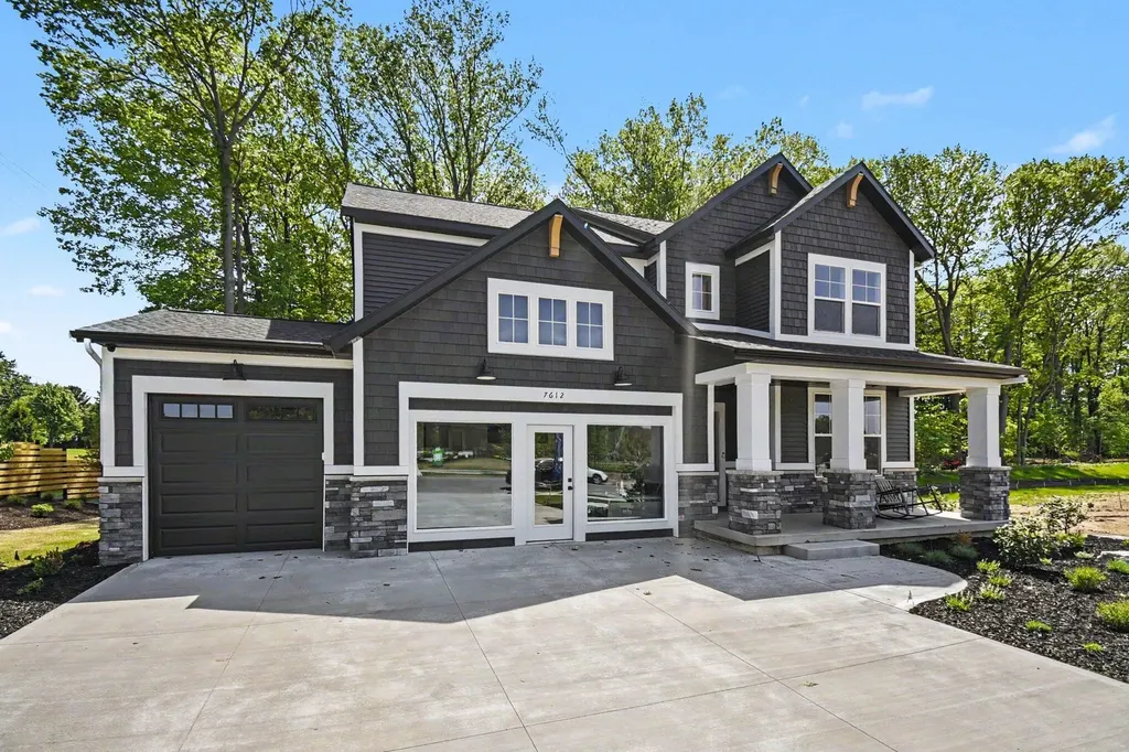 7612 Clementine Avenue Byron Township MI 49315