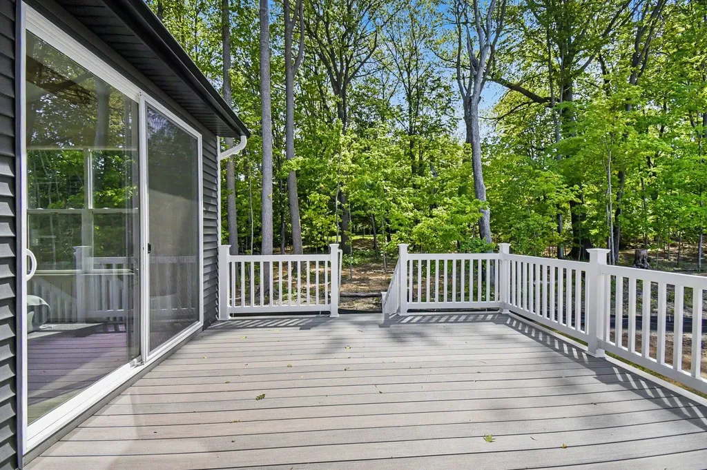 7612 Clementine Avenue Byron Township MI 49315