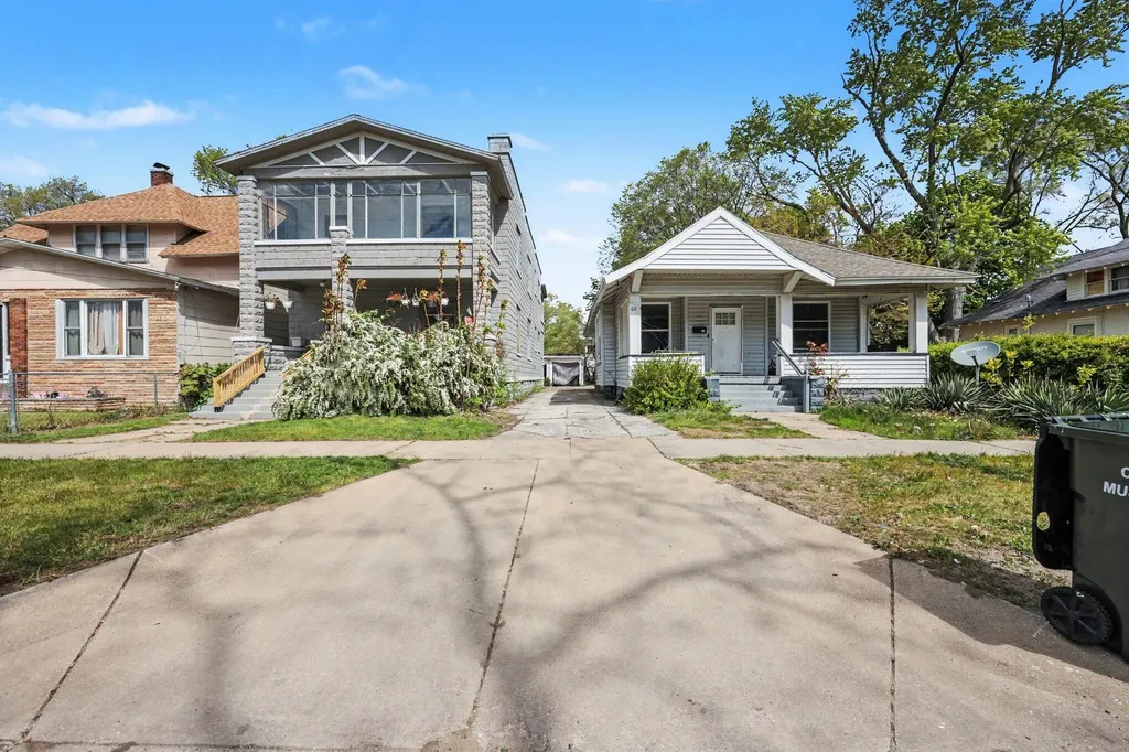 66 E Isabella Avenue Muskegon City MI 49442