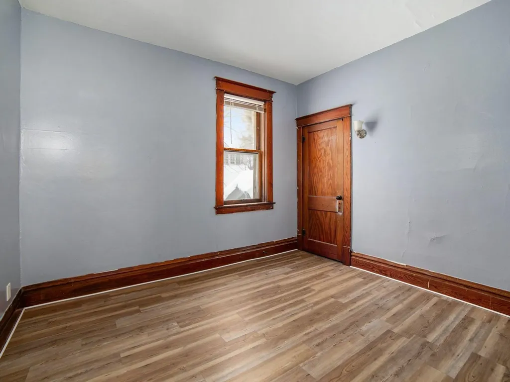 66 E Isabella Avenue Muskegon City MI 49442