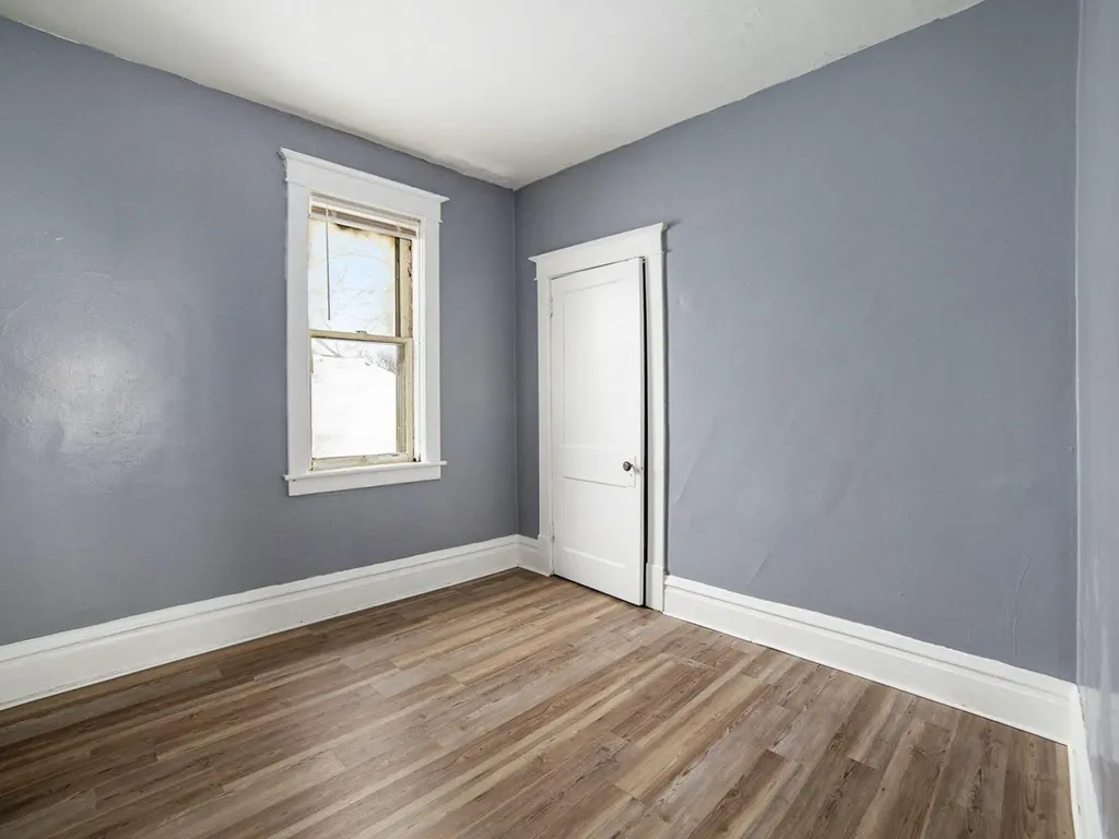 66 E Isabella Avenue Muskegon City MI 49442
