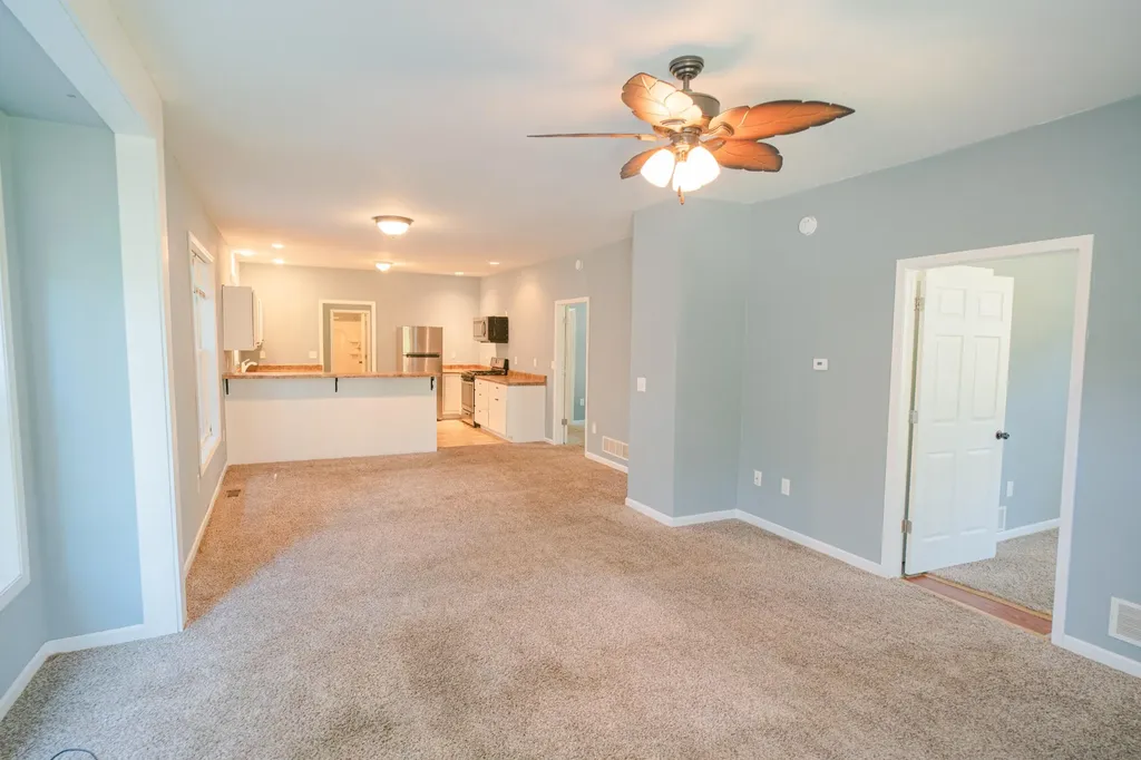 66 E Isabella Avenue Muskegon City MI 49442