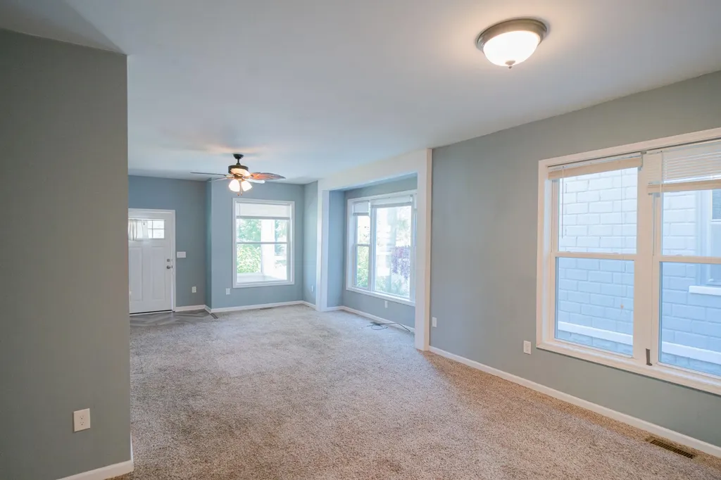 66 E Isabella Avenue Muskegon City MI 49442