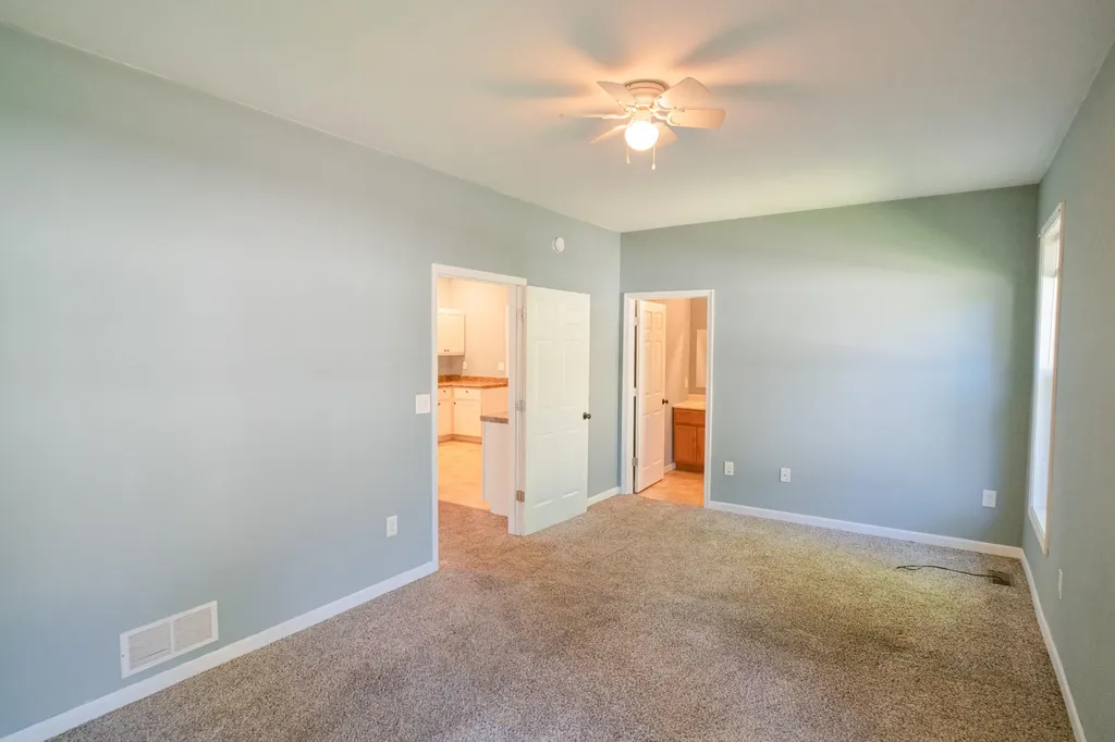 66 E Isabella Avenue Muskegon City MI 49442