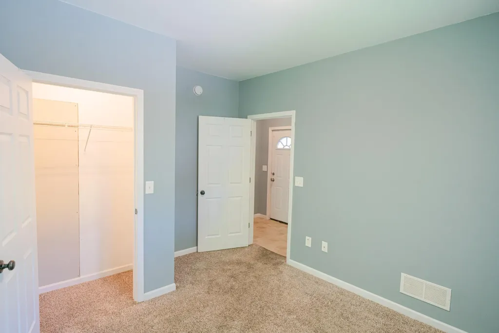 66 E Isabella Avenue Muskegon City MI 49442