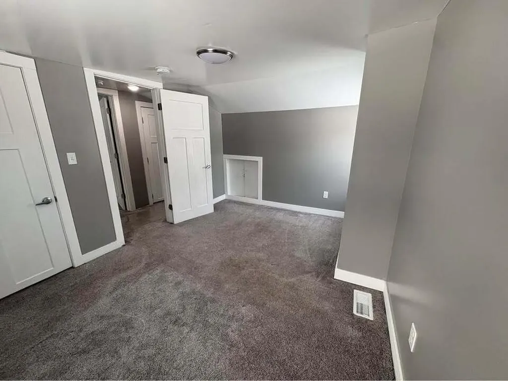 1980 Dyson Street Muskegon City MI 49442