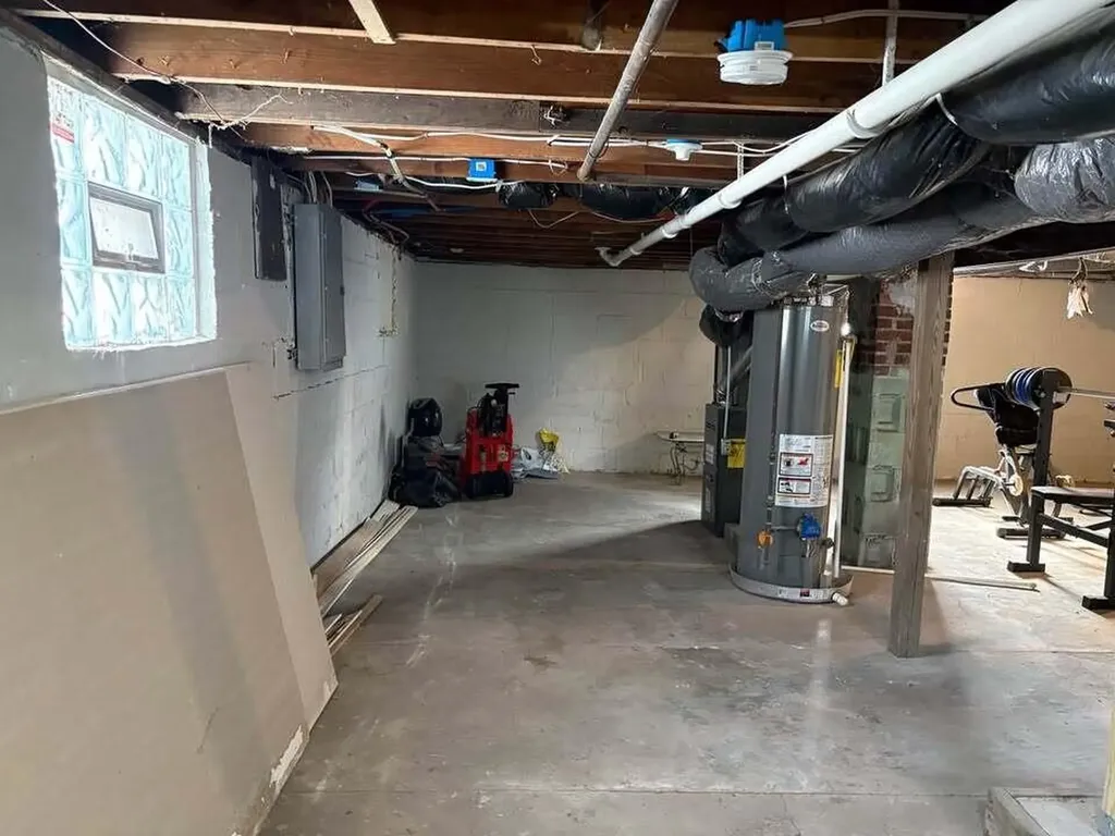 1980 Dyson Street Muskegon City MI 49442