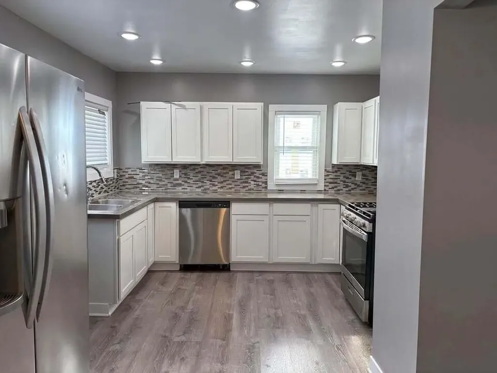 1980 Dyson Street Muskegon City MI 49442