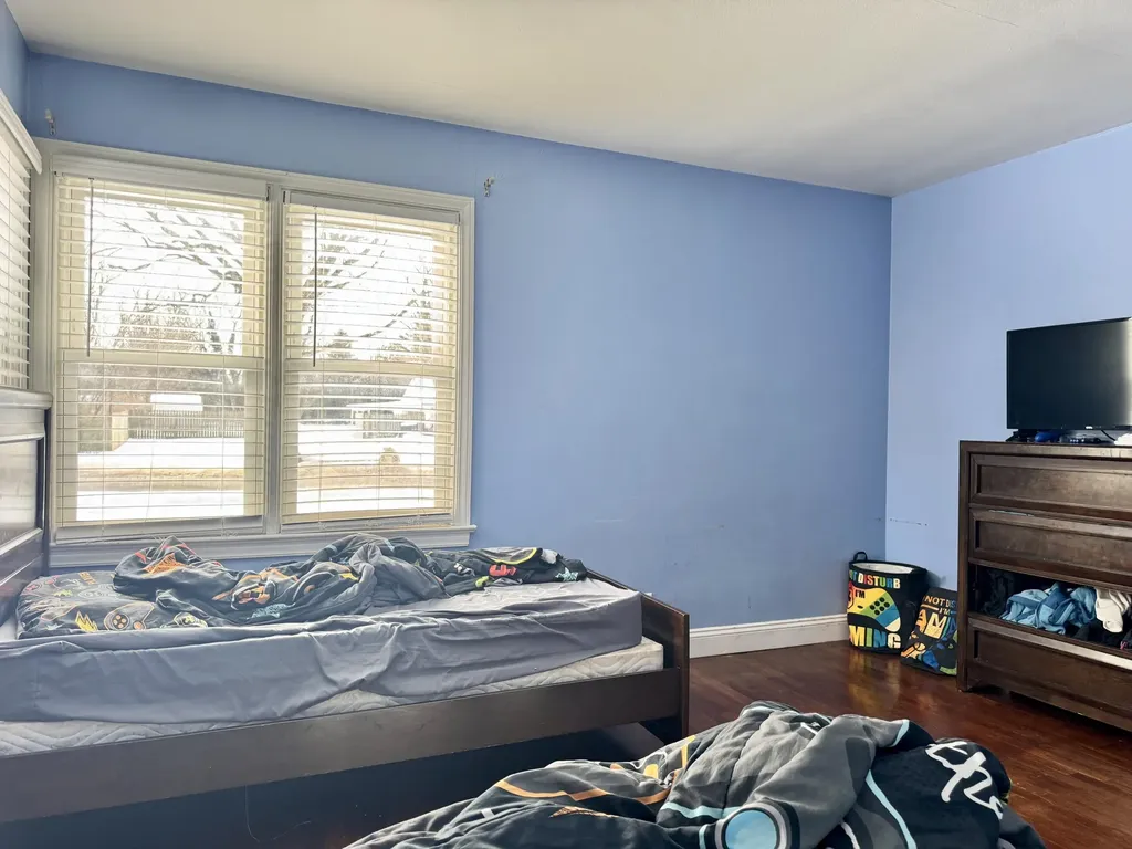 1223 Parchmount Avenue Parchment City MI 49004