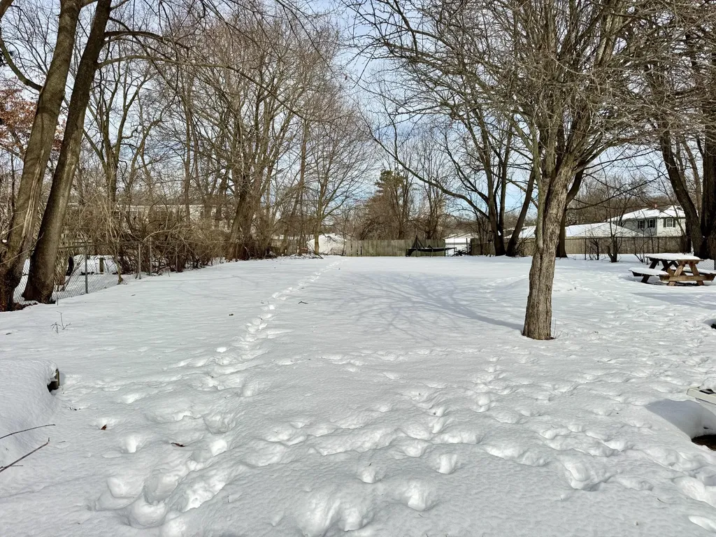 1223 Parchmount Avenue Parchment City MI 49004