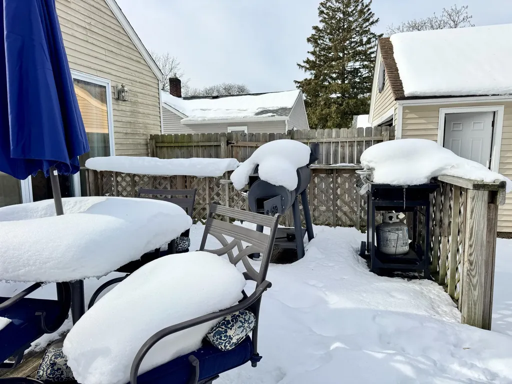 1223 Parchmount Avenue Parchment City MI 49004