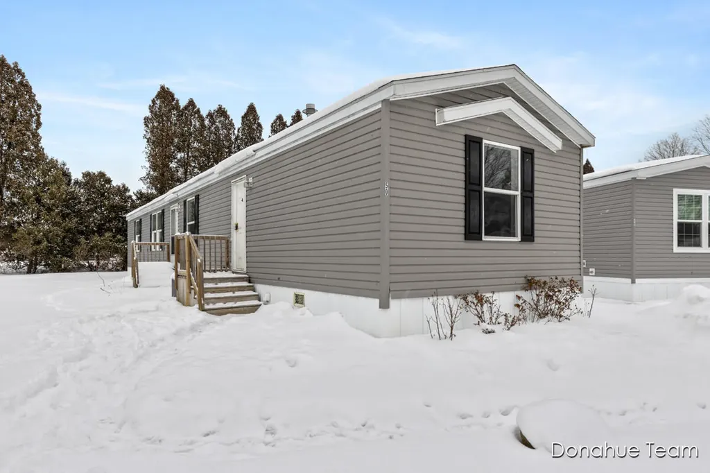 1800 W Main Lowell Charter Township MI 49331