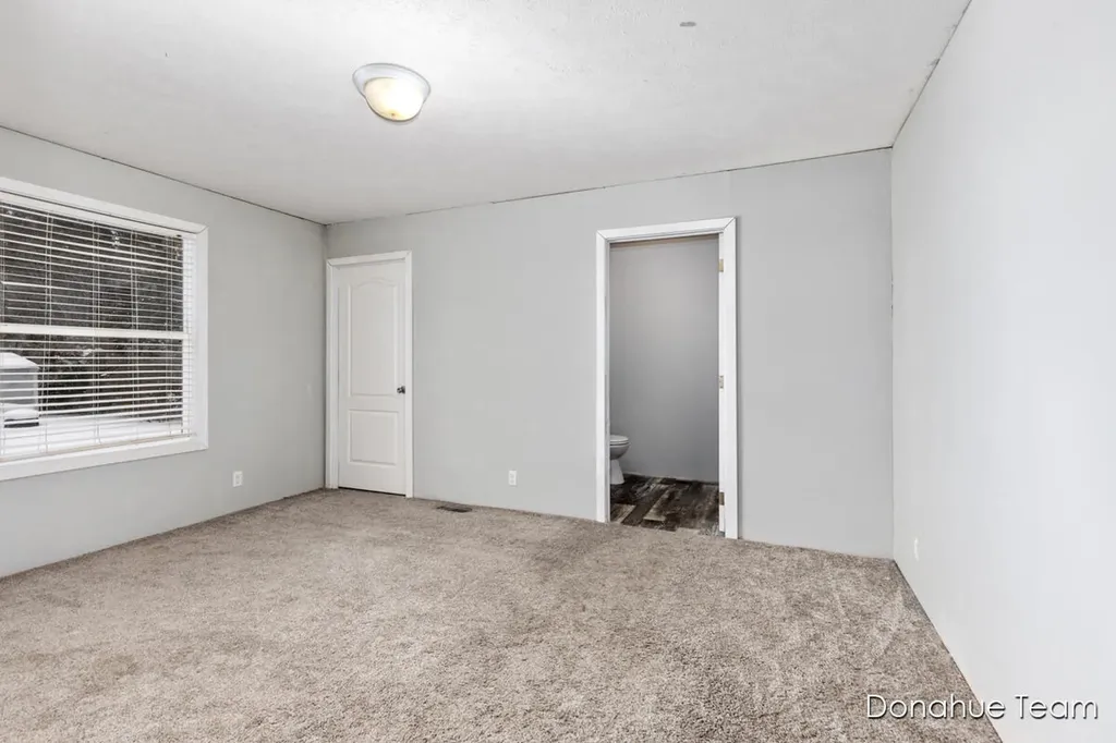 1800 W Main Lowell Charter Township MI 49331
