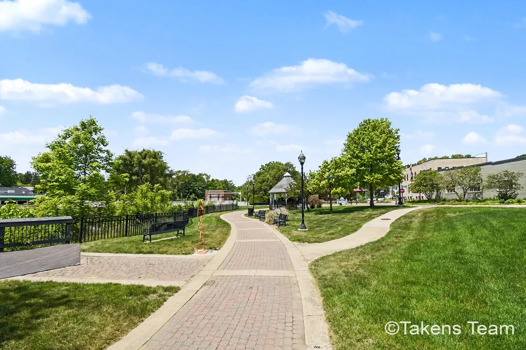 189 Mill Pond Drive Thornapple Township MI 49333