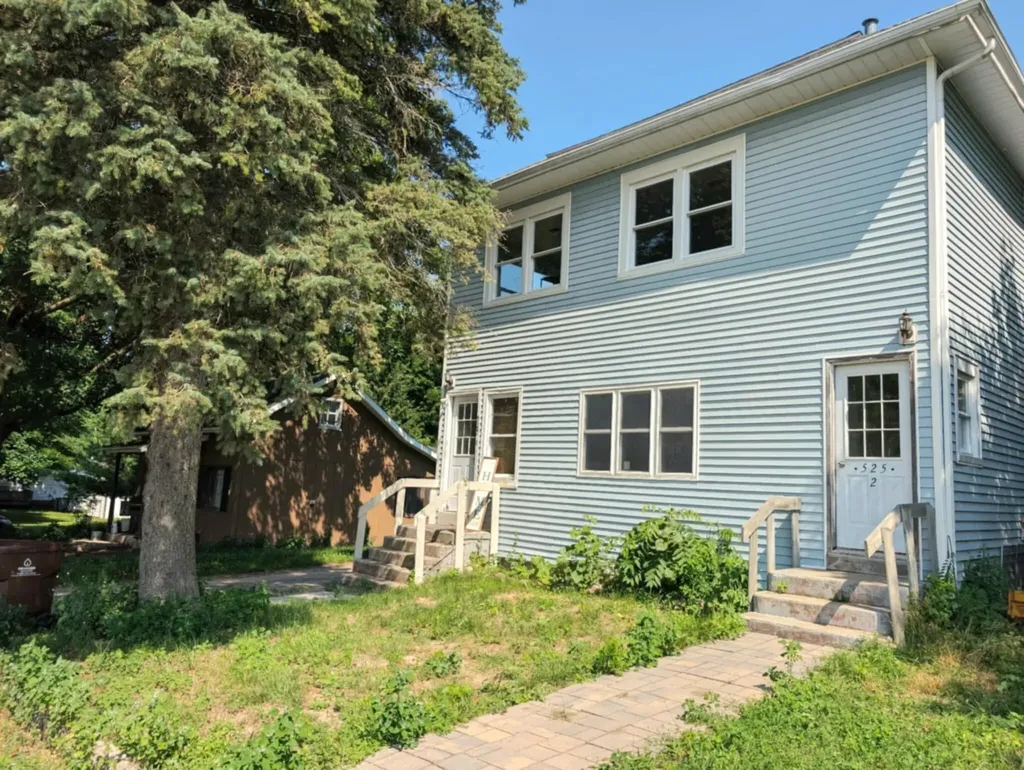 525 E Pine Road Edmore Village MI 48829