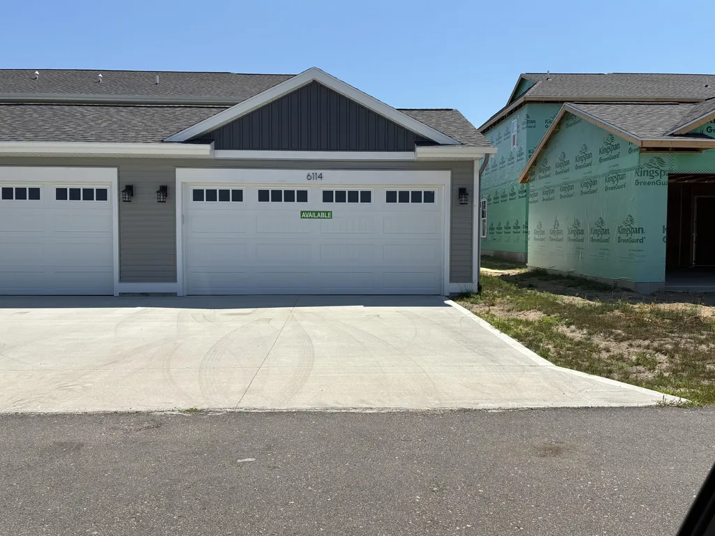 6114 Stahl Drive Fruitport Charter Township MI 49456
