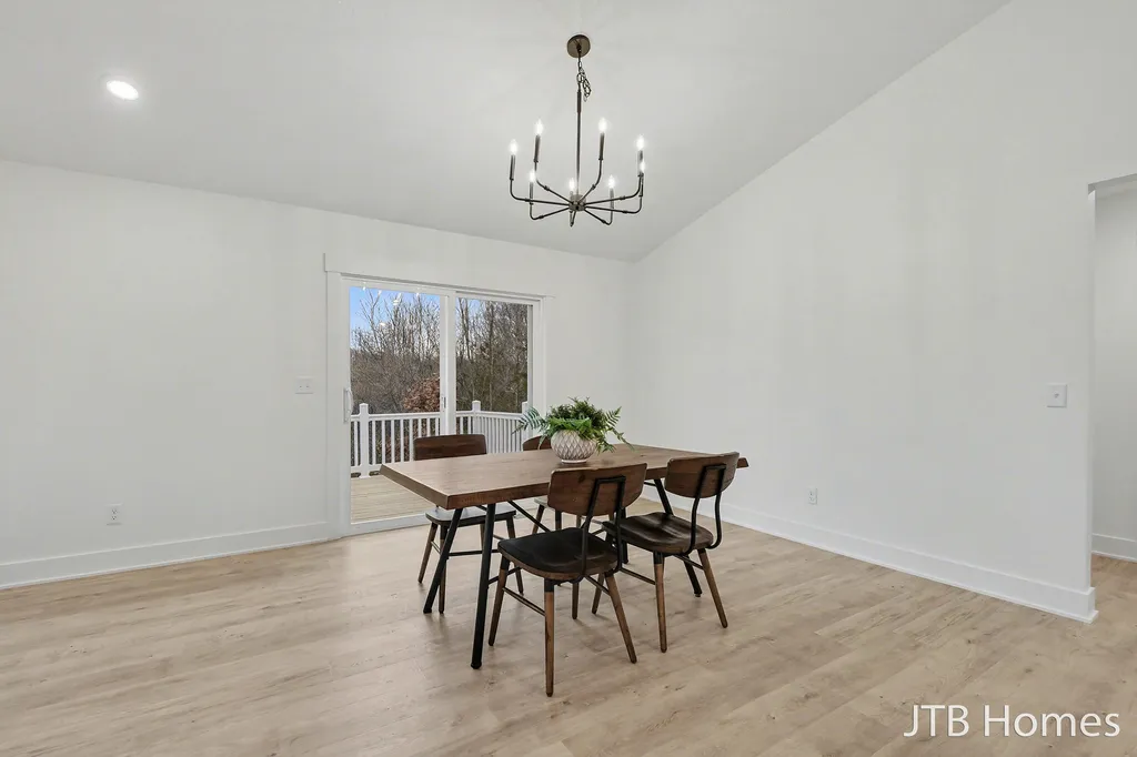 5940 Valley Point Drive SE Caledonia Township MI 49316
