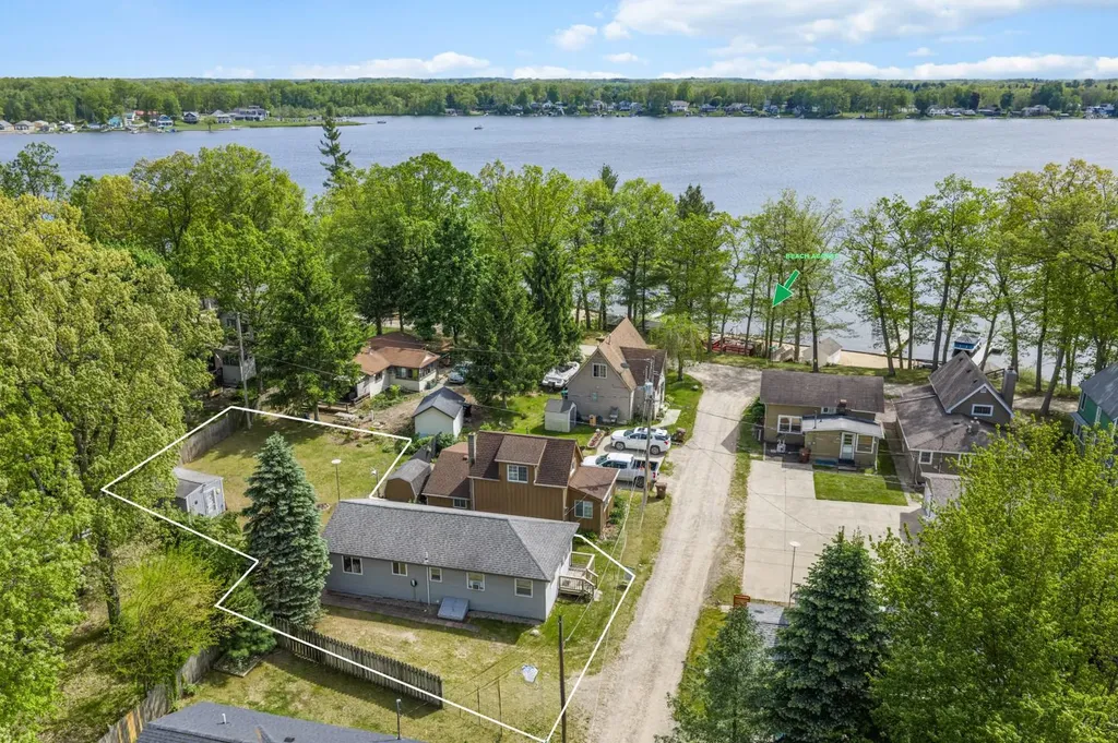 8710 Orleans Avenue Orleans Township MI 48834