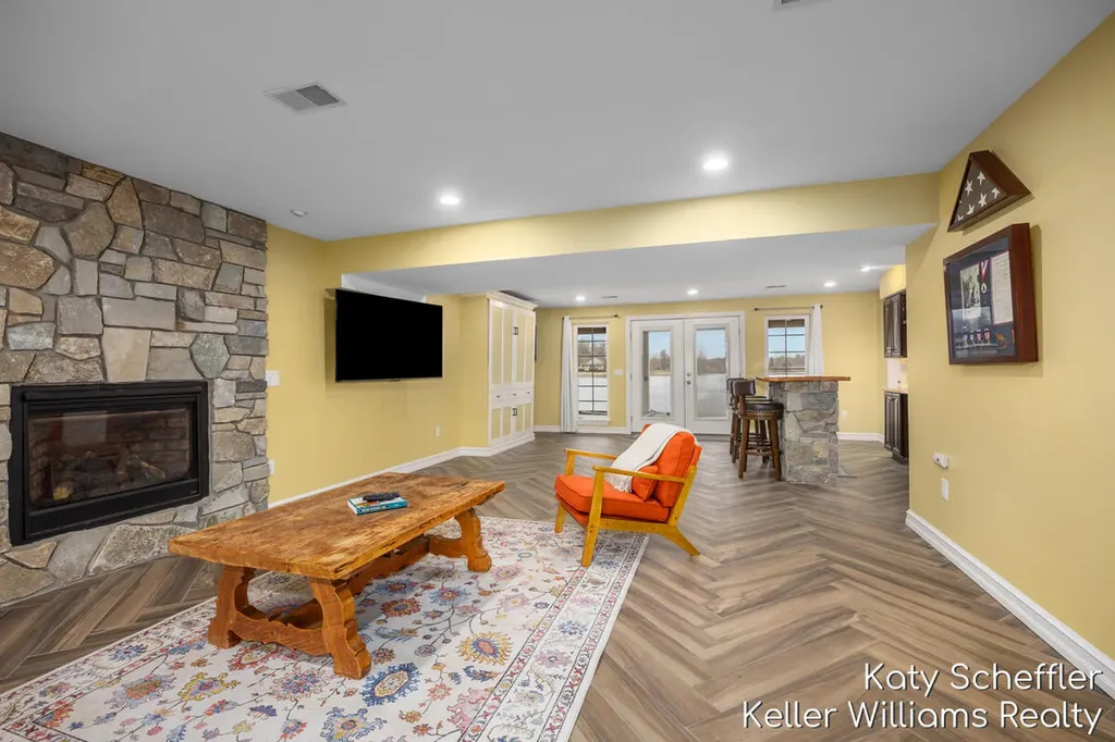 7896 Bay Meadow Morton Township MI 49346