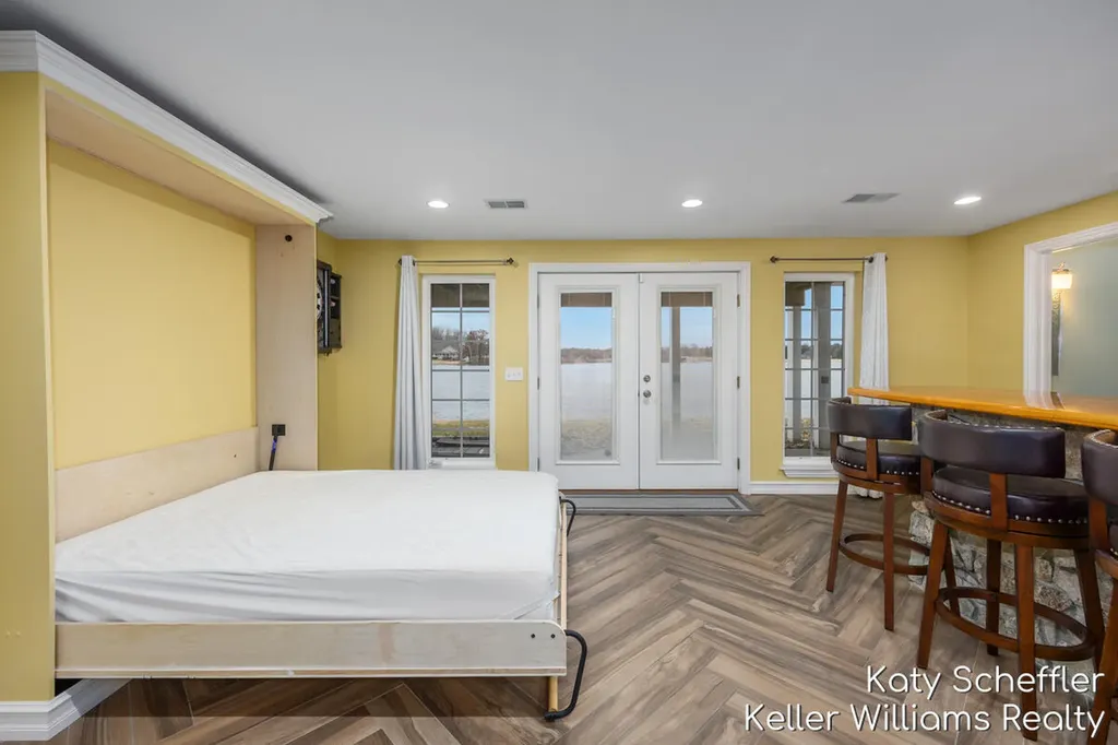 7896 Bay Meadow Morton Township MI 49346