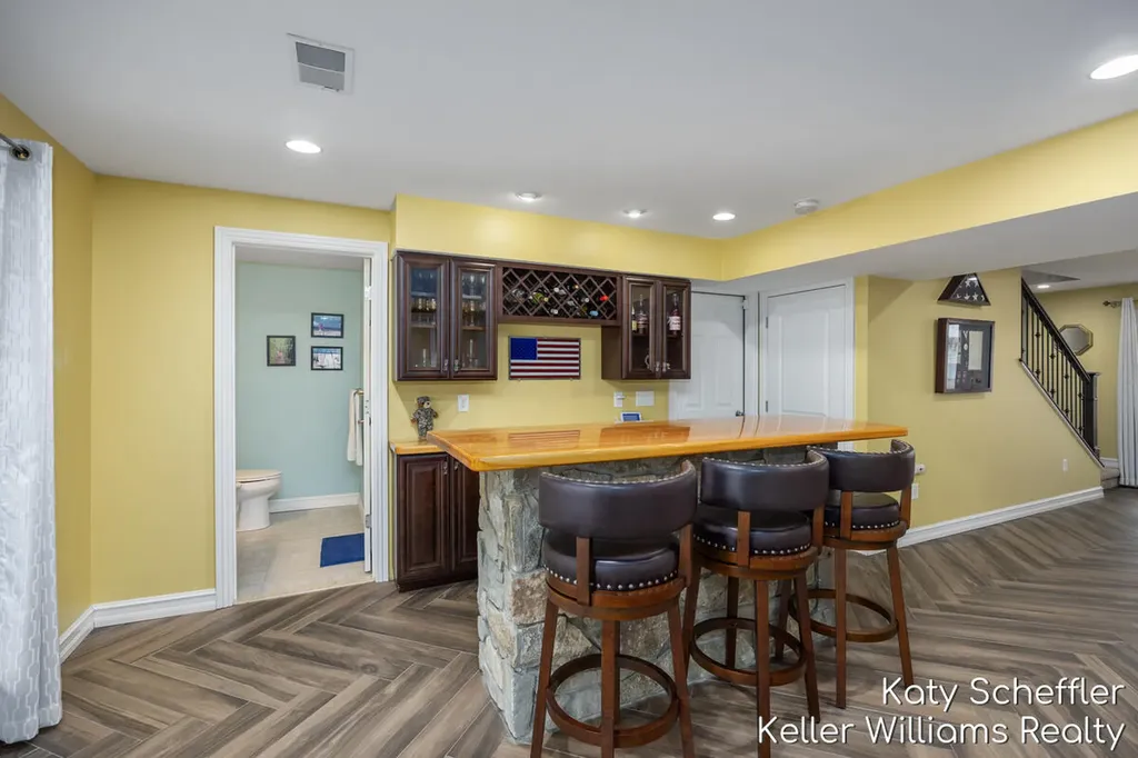 7896 Bay Meadow Morton Township MI 49346