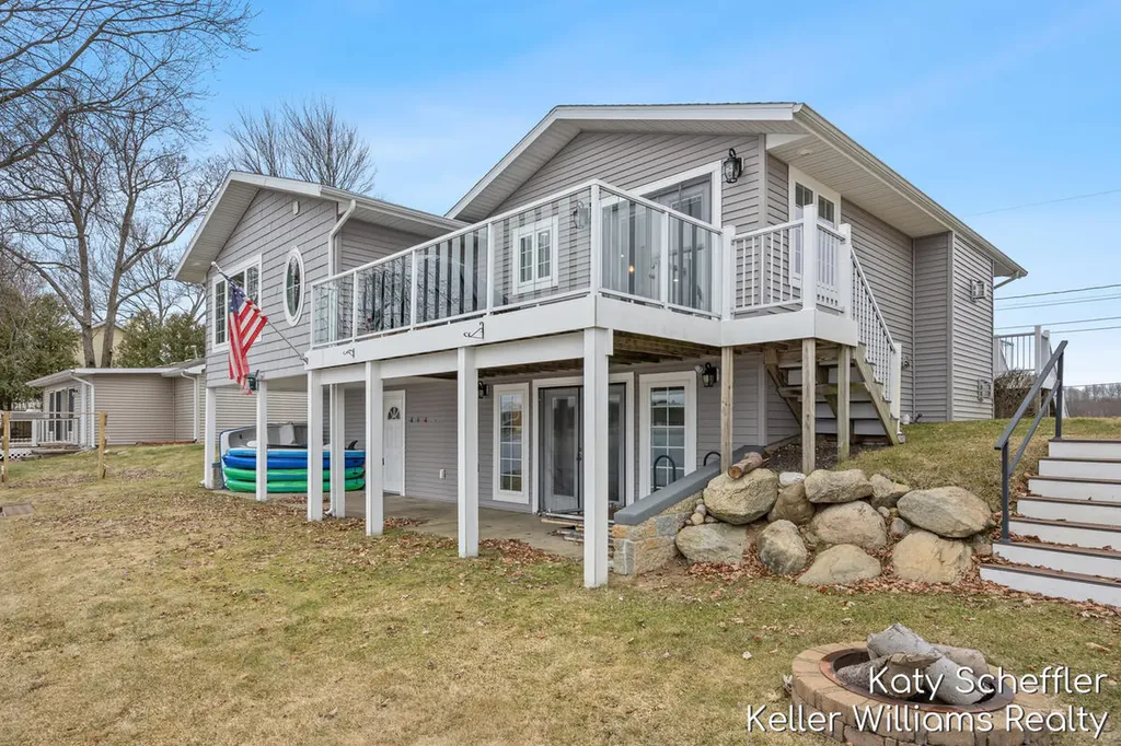 7896 Bay Meadow Morton Township MI 49346