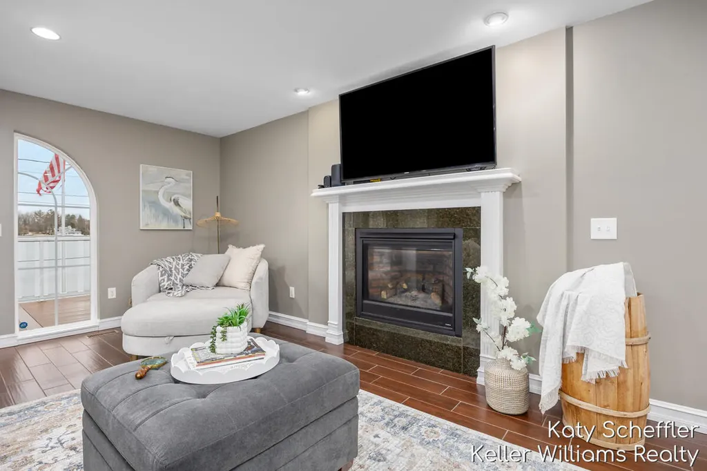 7896 Bay Meadow Morton Township MI 49346