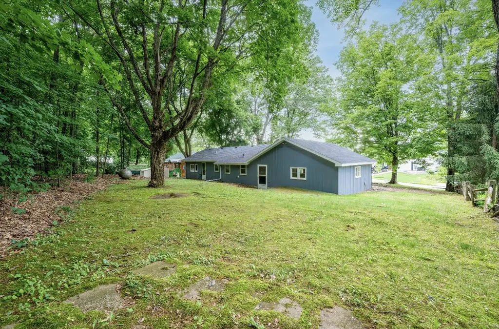 8324 Je NE Be Drive NE Courtland Township MI 49341