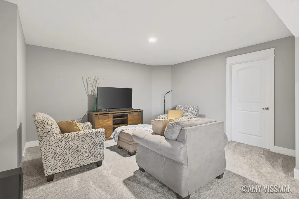 3822 Cherry Blossom Drive NE Cannon Township MI 49301