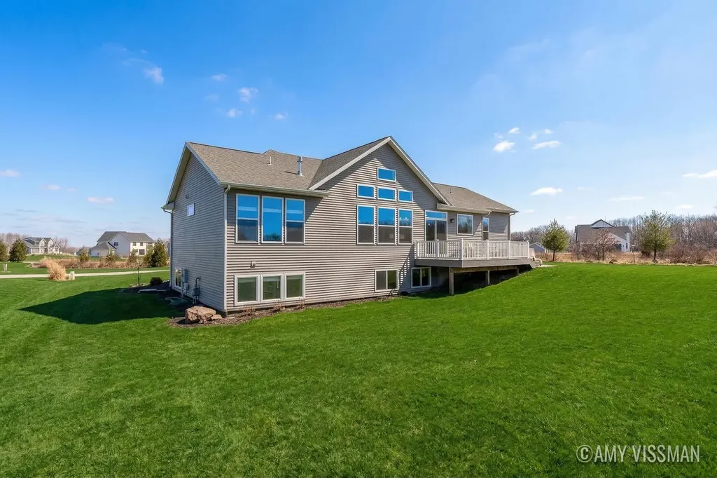 3822 Cherry Blossom Drive NE Cannon Township MI 49301