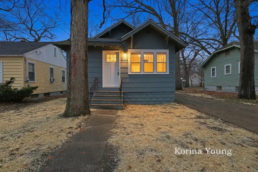 3008 9th Street Muskegon Heights City MI 49444