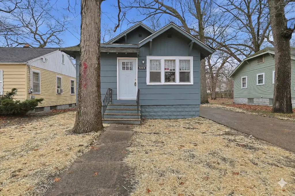 3008 9th Street Muskegon Heights City MI 49444