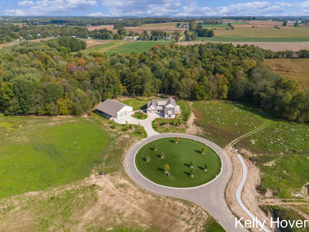 402 Ottogan Hills Court Jamestown Charter Township MI 49323