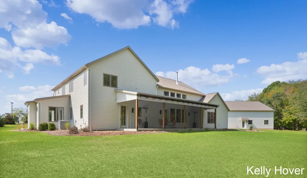 402 Ottogan Hills Court Jamestown Charter Township MI 49323