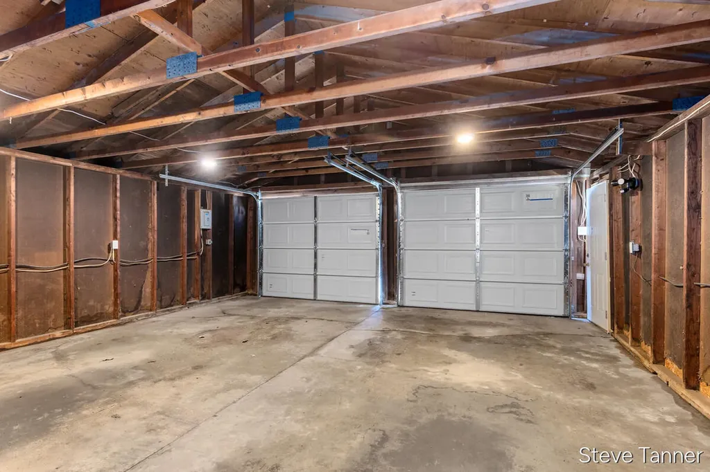5423 E Howard City-edmore Home Township MI 48829