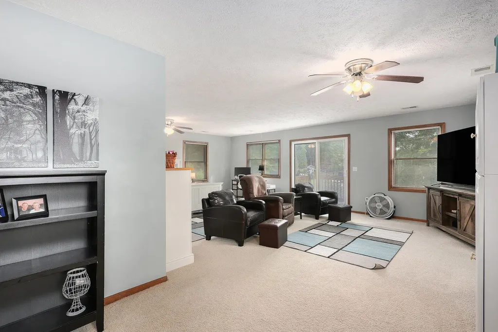 6271 10th Street Cedar Creek Township MI 49457