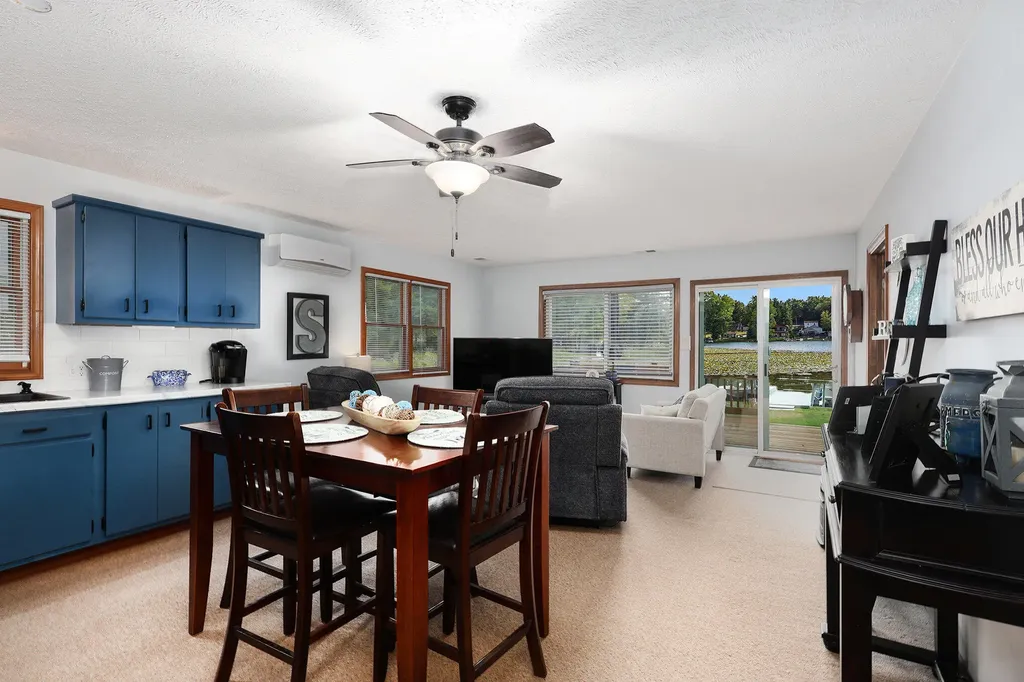 6271 10th Street Cedar Creek Township MI 49457