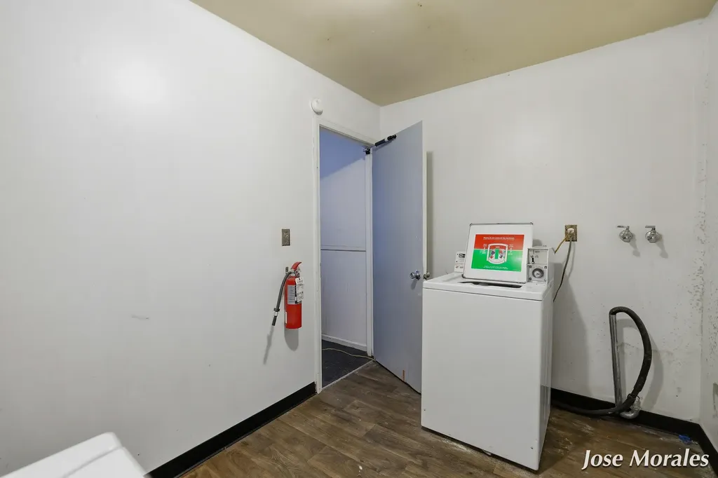 1833 Prairie Parkway SW Wyoming City MI 49519