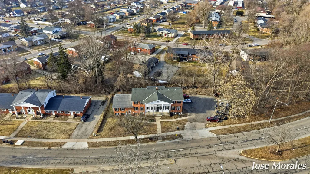 1833 Prairie Parkway SW Wyoming City MI 49519
