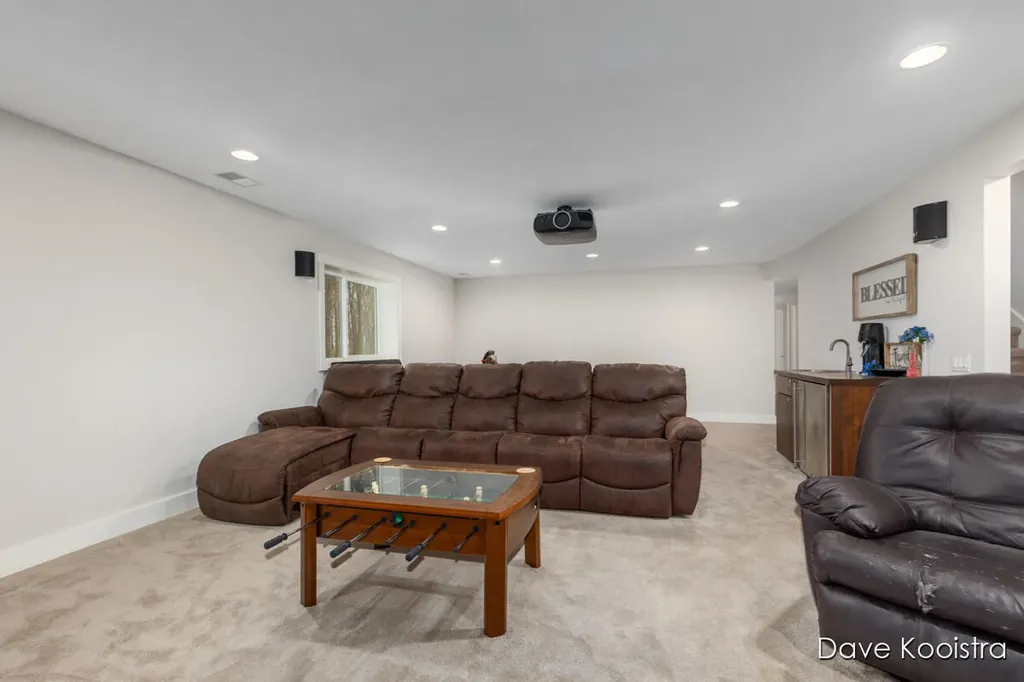 3905 Sunset View Leighton Township MI 49348