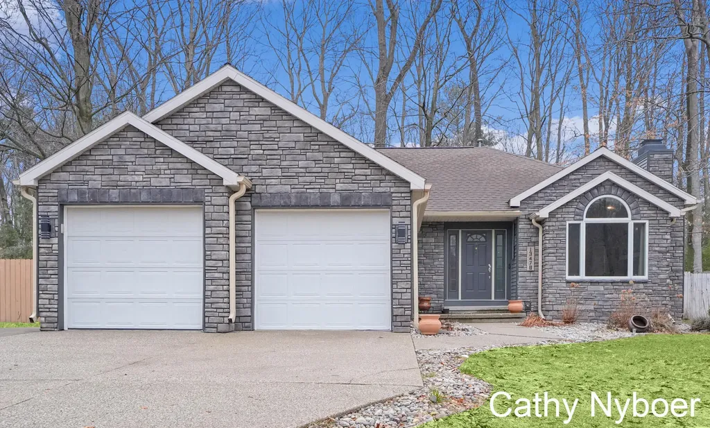 13478 Lakeshore Avenue Grand Haven Charter Township MI 49417