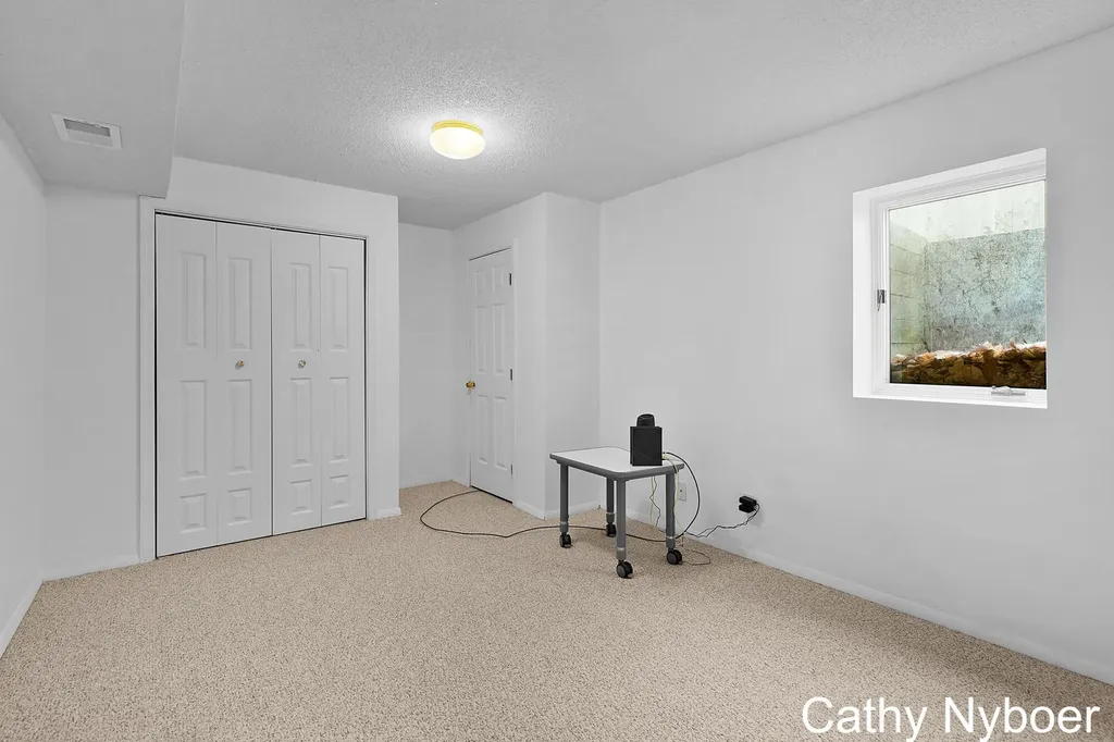 13478 Lakeshore Avenue Grand Haven Charter Township MI 49417