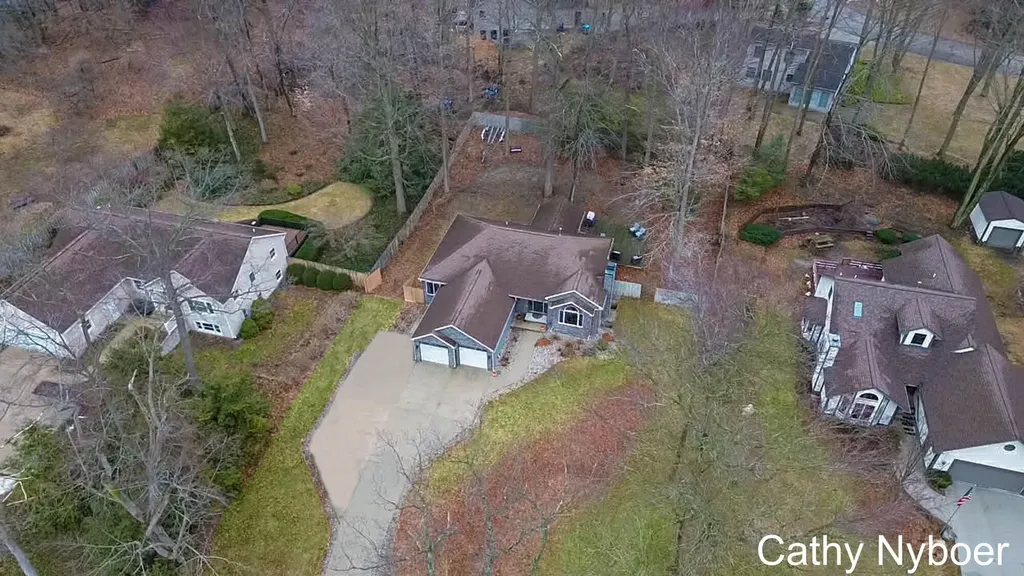 13478 Lakeshore Avenue Grand Haven Charter Township MI 49417