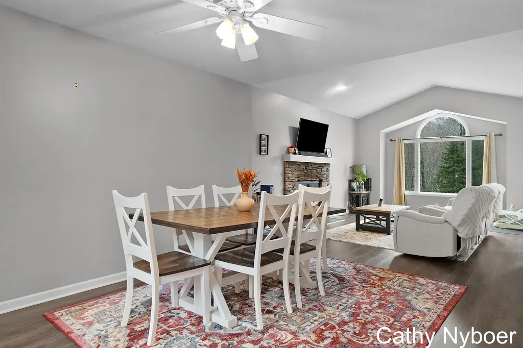 13478 Lakeshore Avenue Grand Haven Charter Township MI 49417