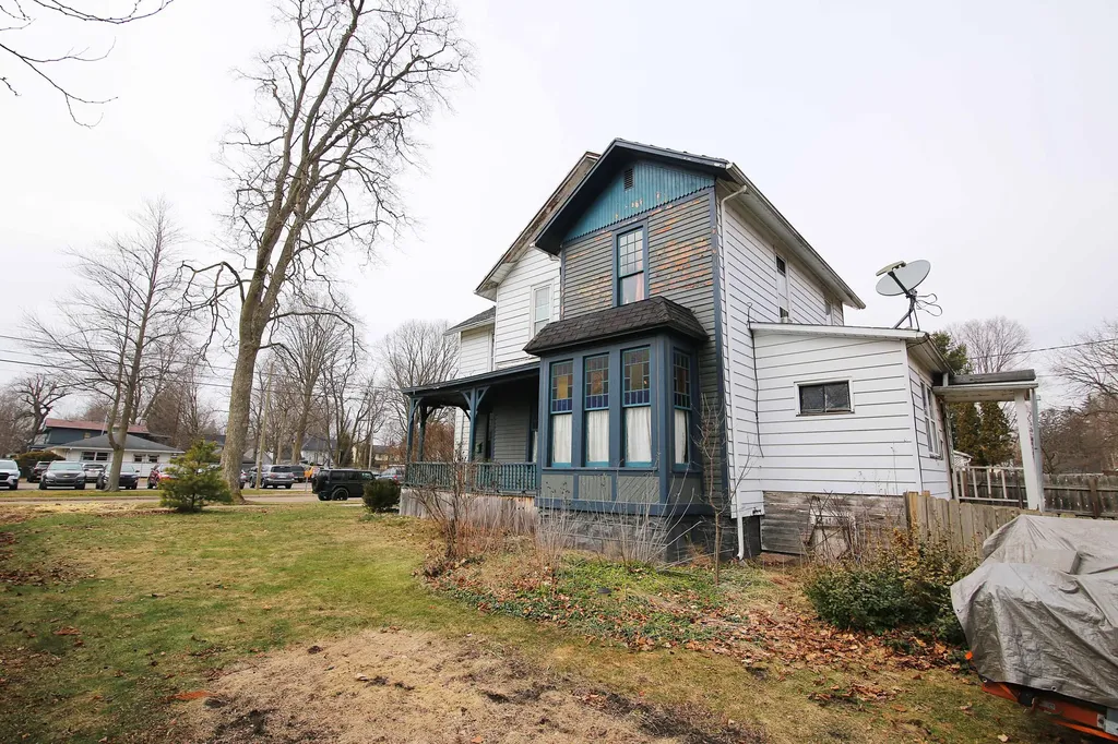 503 East Street Three Rivers City MI 49093